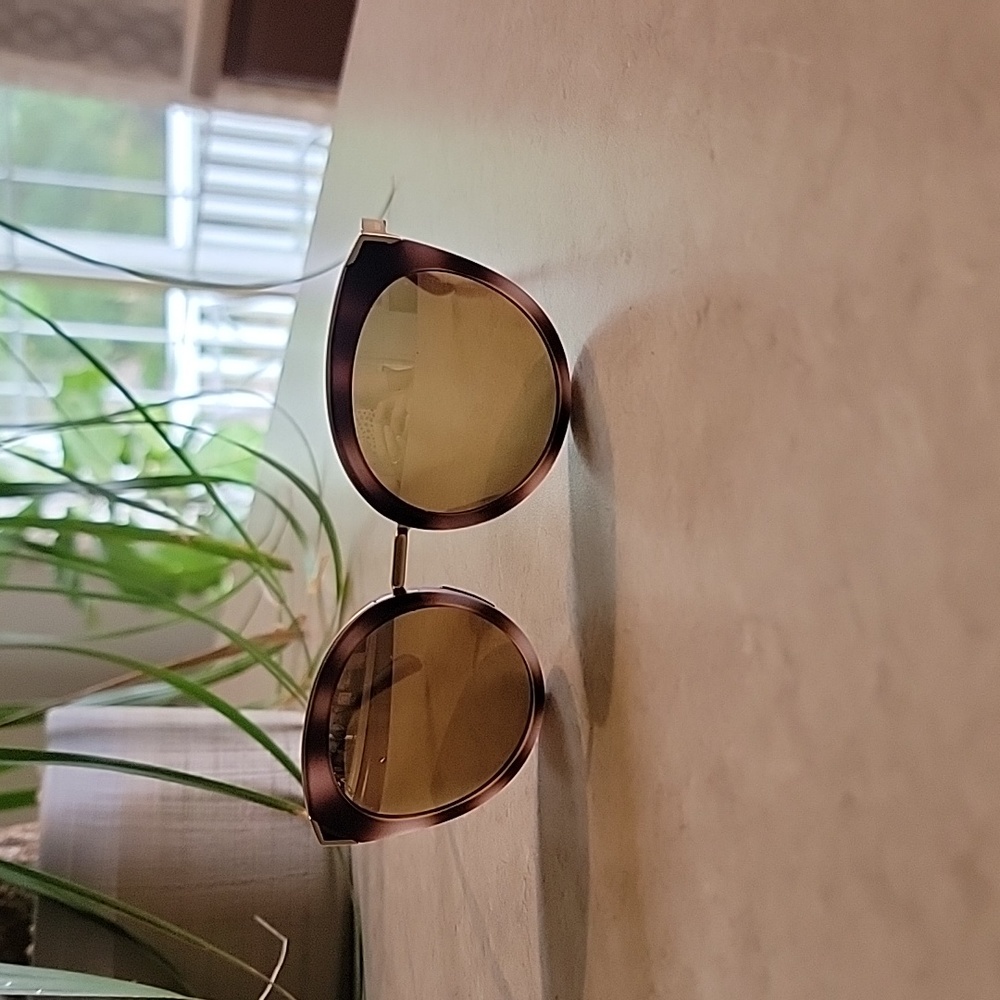 Women’s Oakley Top Notch sunglasses, like new!